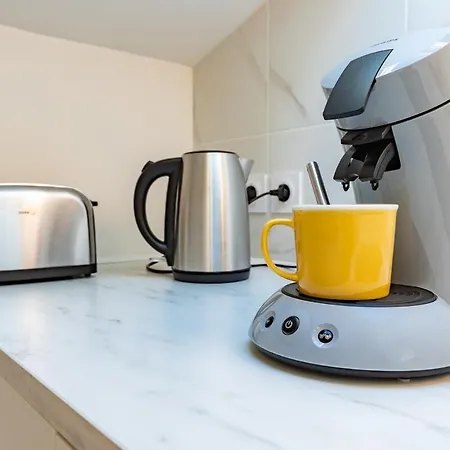 Les Toits De Roquelaine - Bright & Cozy